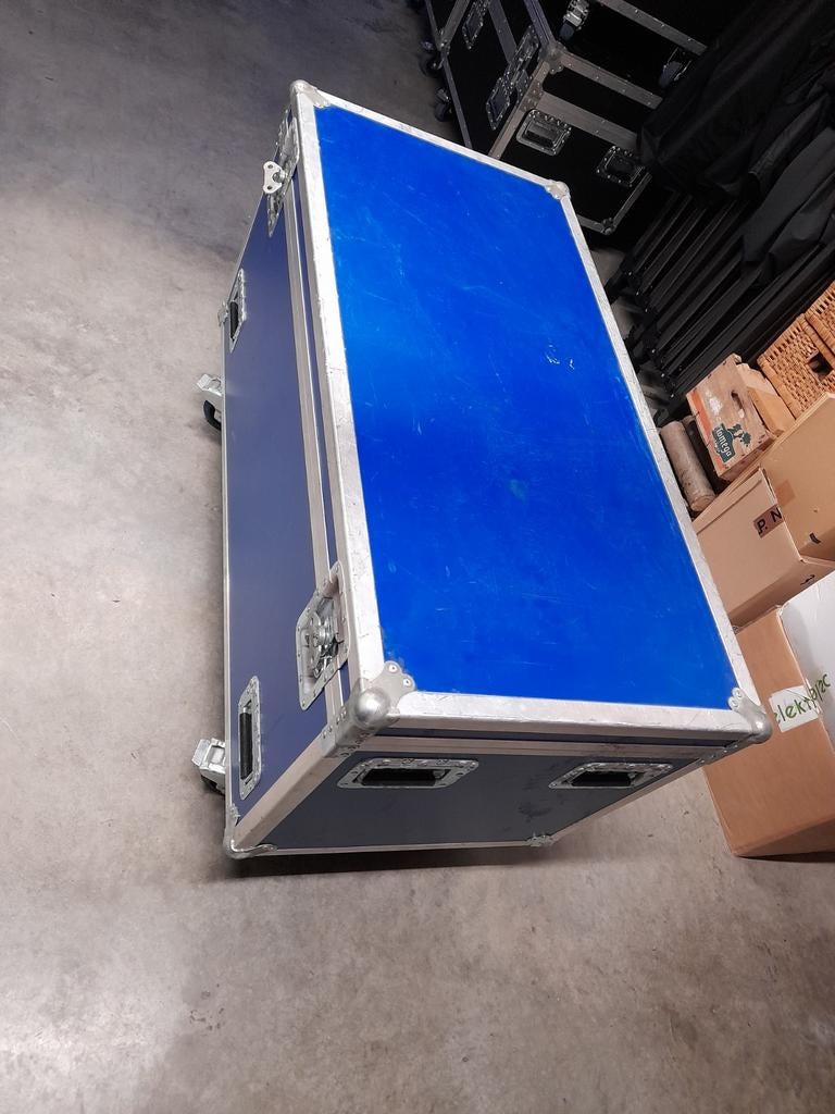 Universeel Flight Case 120x60x70 Showtec Sun strip inlay, Musique & Instruments, Enlèvement, Utilisé