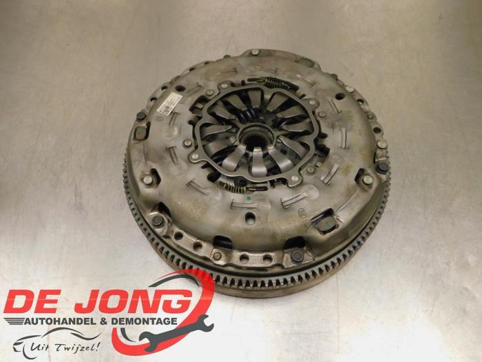 Volant d'inertie masse double d'un Audi A3, -, 3 mois de garantie, Audi, Utilisé