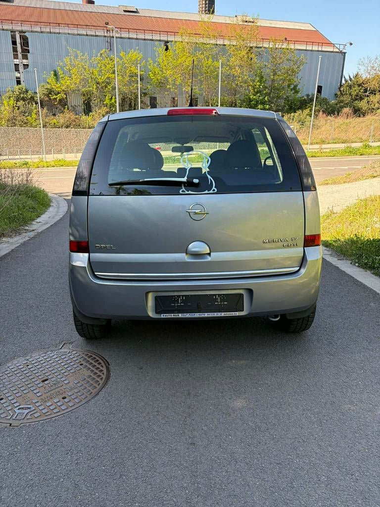 Opel Meriva 1.7 diesel prêt à immatriculer, Auto's, Zwart, Bedrijf, 5 deurs, Meriva
