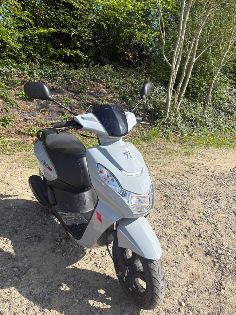 Peugeot  kisbee a klasse, Fietsen en Brommers, Ophalen, Overige modellen, Klasse A (25 km/u), Zo goed als nieuw