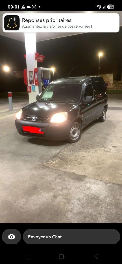 Peugeot partner 2007, Autos, Peugeot, Particulier, Partner, Diesel, Euro 2, MPV ou Monospace, 2 portes, Boîte manuelle, Noir, Tissu