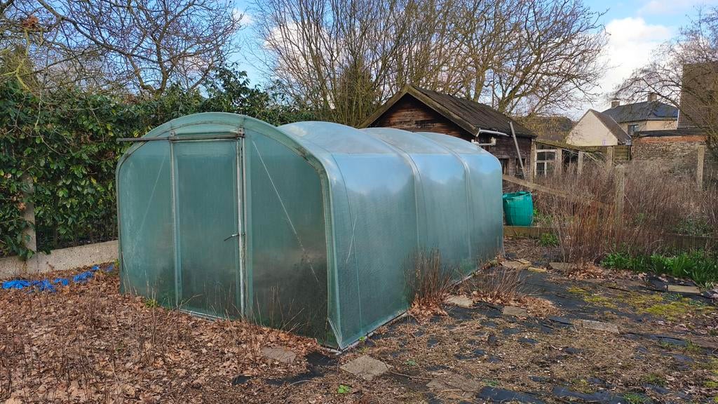 Tunnelserre, Ophalen