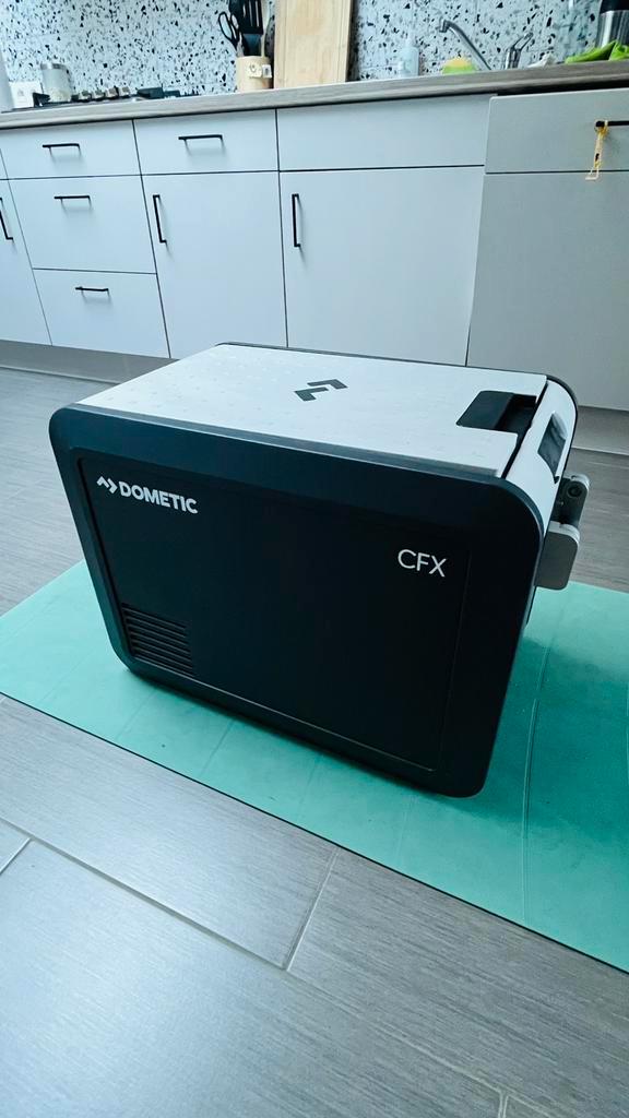 Dometic CFX3 45, Caravans en Kamperen, Koelboxen, Zo goed als nieuw, Koelbox, Ophalen
