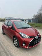 Toyota yaris hybride électrique très bon état. 90000km, Autos, Toyota, Rouge, Achat, Euro 6, Carnet d'entretien