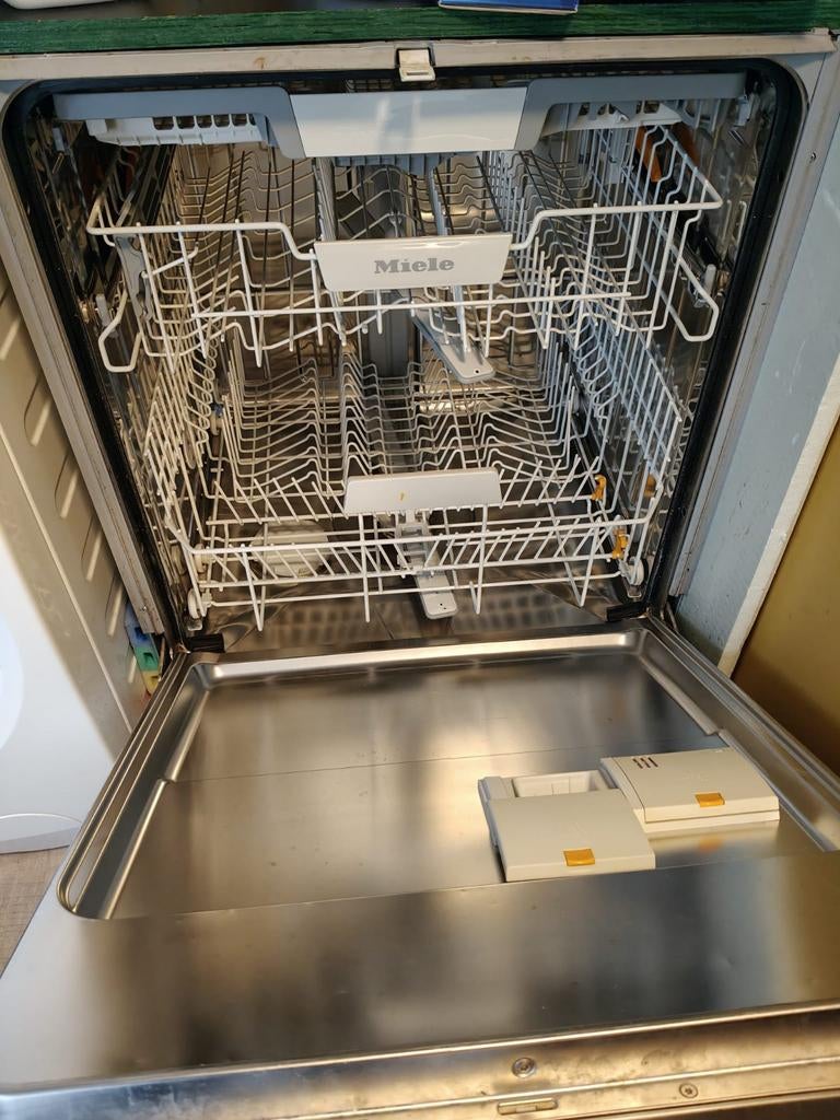 Miele vaatwasser, Elektronische apparatuur, Vaatwasmachines, Ophalen