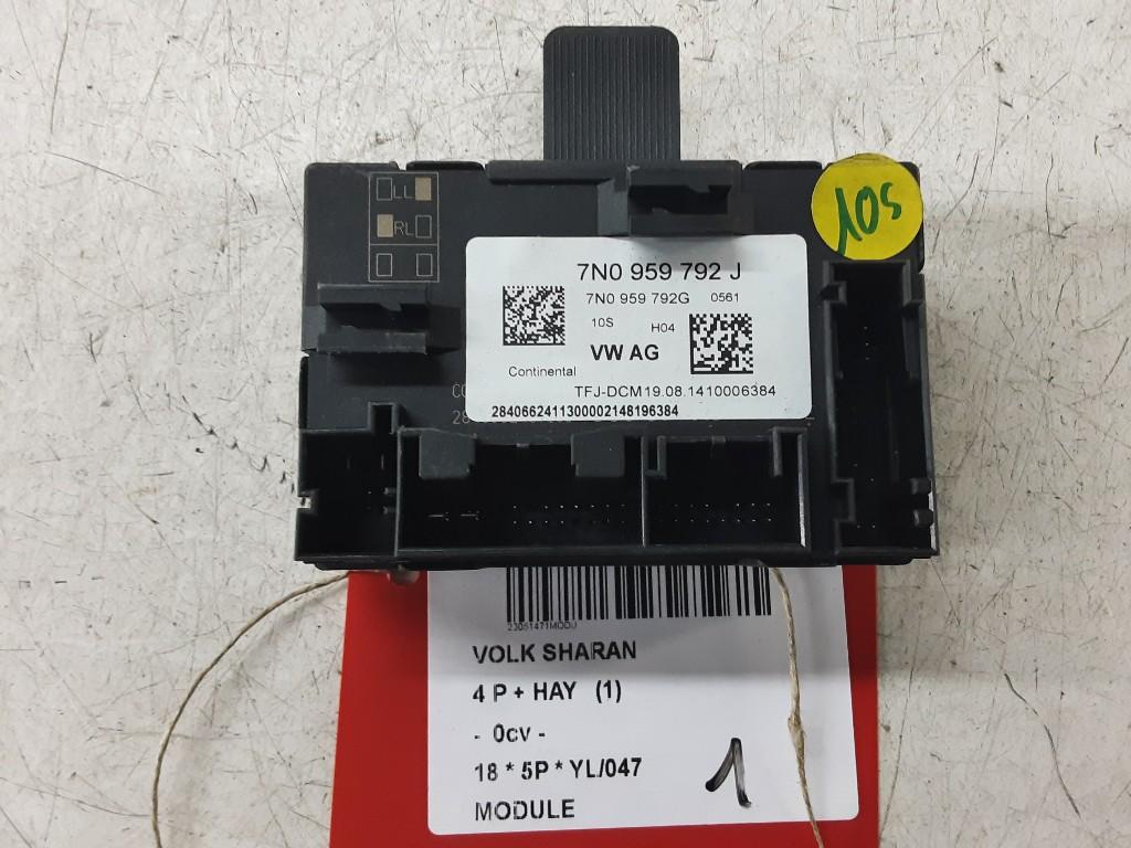 UNITE ELECTRONIQUE Volkswagen Sharan (7N) (7N0959792J), Volkswagen, Mevr. I. Hauben, Utilisé, Rue de l'Espoir 34 34
4030  GRIVEGNÉE, BE