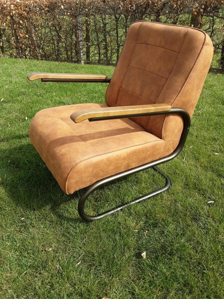 Nieuwe zetel - Ivar: Leenbakker, Ophalen