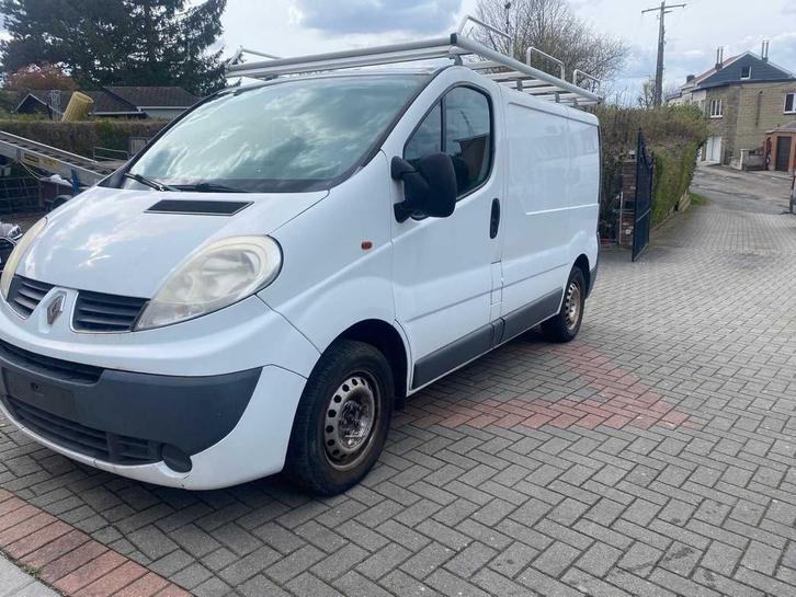 Renault Trafic FLBMA6 Bestelwagen, Auto's, Bestelwagens en Lichte vracht, Bedrijf, Renault, Diesel, Gebruikt