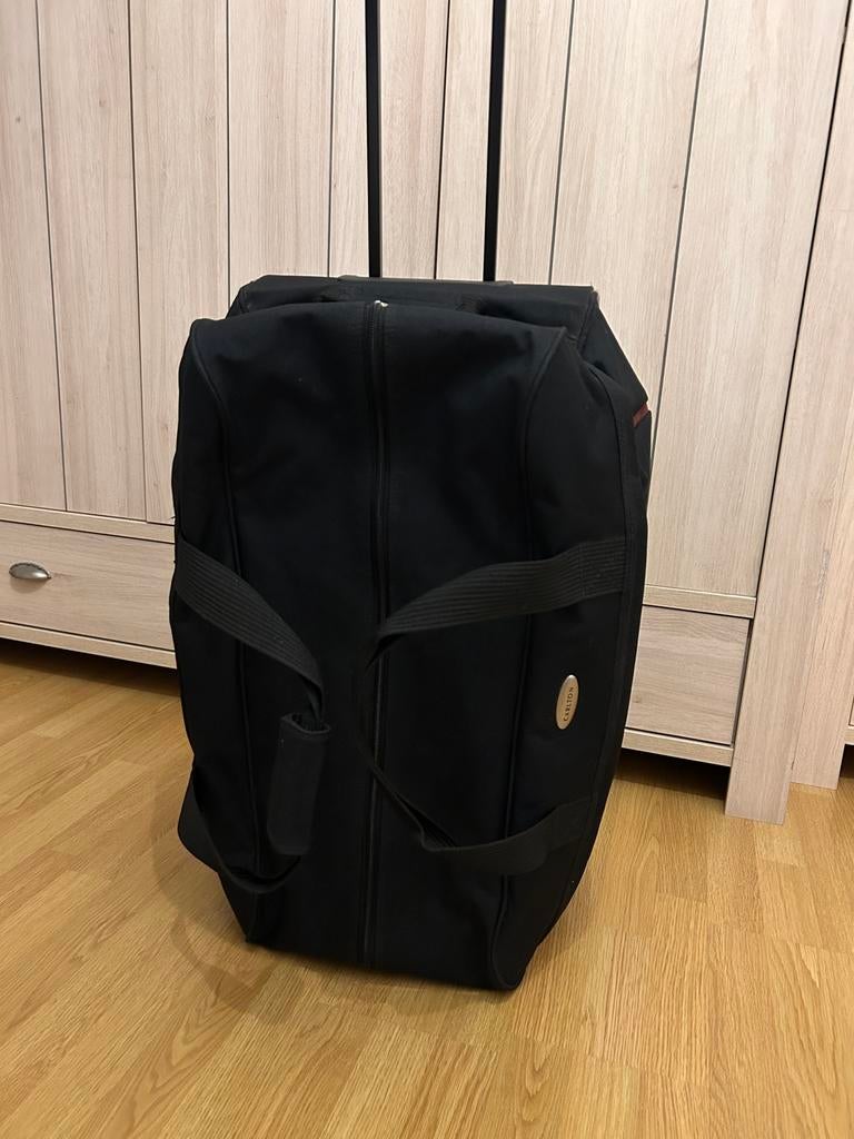 Carlton valies, Handtassen en Accessoires, Tassen | Reistassen en Weekendtassen, Ophalen, Zo goed als nieuw, Zwart, Wieltjes