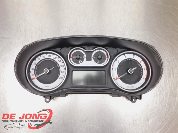 Compteur kilométrique KM d'un Fiat 500L, -, 3 mois de garantie, Utilisé, -