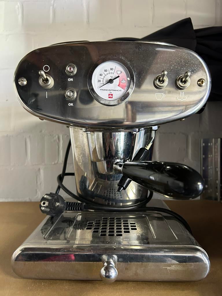 Koffiemachine Illy, Ophalen, Gebruikt, Koffiemachine