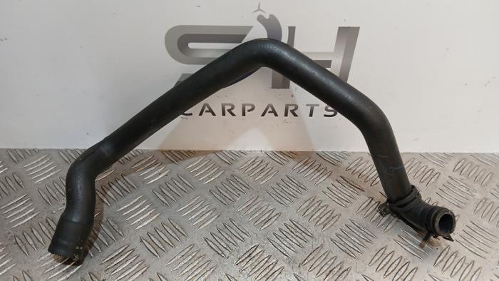 Tuyau radiateur d'un Mercedes A-Klasse, 3 mois de garantie, Utilisé, -, -