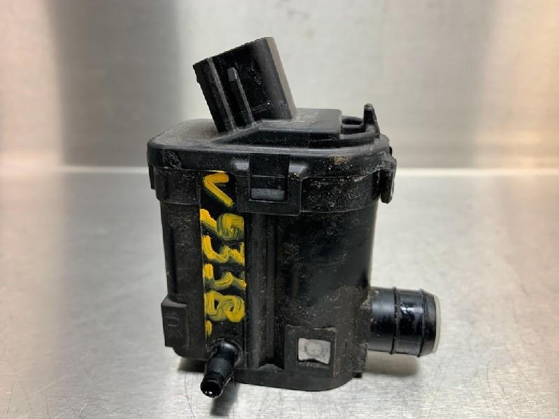 LAVE-GLACE POMPE AVANT Kia Rio IV (YB) (|985102J500|), Kia, Info@kia.de, Utilisé, Theodor-Heuss-Allee 11
60486  Frankfurt am Main, DE