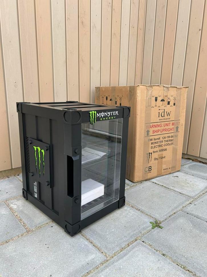 Réfrigérateur/réfrigérateur Monster Energy, Electroménager, Réfrigérateurs & Frigos, Neuf, Sans bac à congélation, Moins de 75 litres