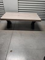 Eetplaats  in lichtgrijs., Antiek en Kunst, Ophalen