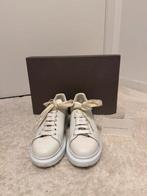 Sneakers Alexander McQueen taille 38 comme neuves, Enlèvement ou Envoi, Sneakers et Baskets, Comme neuf, Blanc