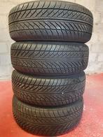 4 pneus Hiver NEUF 205/55/16 Goodyear RUNFLAT et étoilée, Enlèvement, Neuf