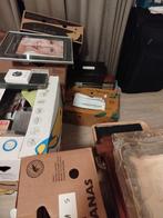 Dozen met diverse spullen voor rommelmarkt / tweedehands, Diversen, Ophalen, Zo goed als nieuw