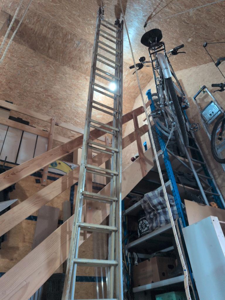 Ladder 2 vlakken 18 treden 8 m werk, Ophalen, Gebruikt, Ladder, Opvouwbaar of Inschuifbaar