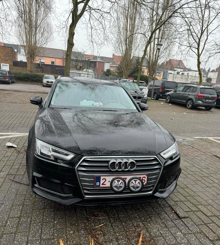 Audi A4 Avant Diesel van 2019 in goede staat., Autos, Audi, Entreprise, A4, Diesel, Euro 6, Break, 5 portes, Automatique, Noir