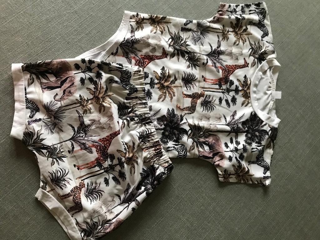 Broek en romper m80, Kinderen en Baby's, Babykleding | Maat 80, Ophalen of Verzenden, Zo goed als nieuw, Jongetje, Setje
