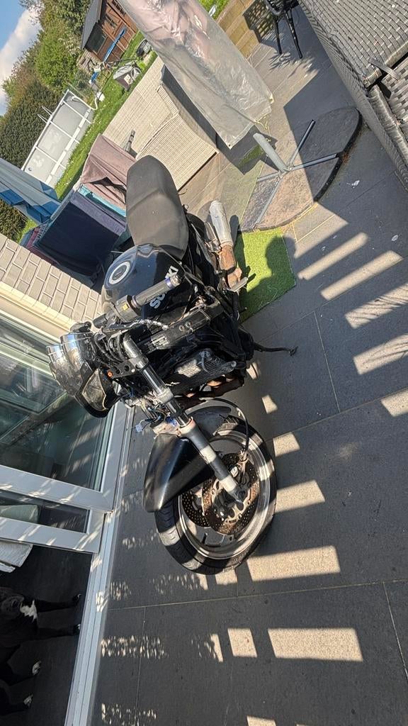 Gsxf 750, Motos, Entreprise