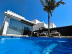 WONING MET ZUIDGERICHT TERRAS EN ZWEMBAD OP 700M VAN ZEE, 83 m², Spanje, Woonhuis, 2 kamers