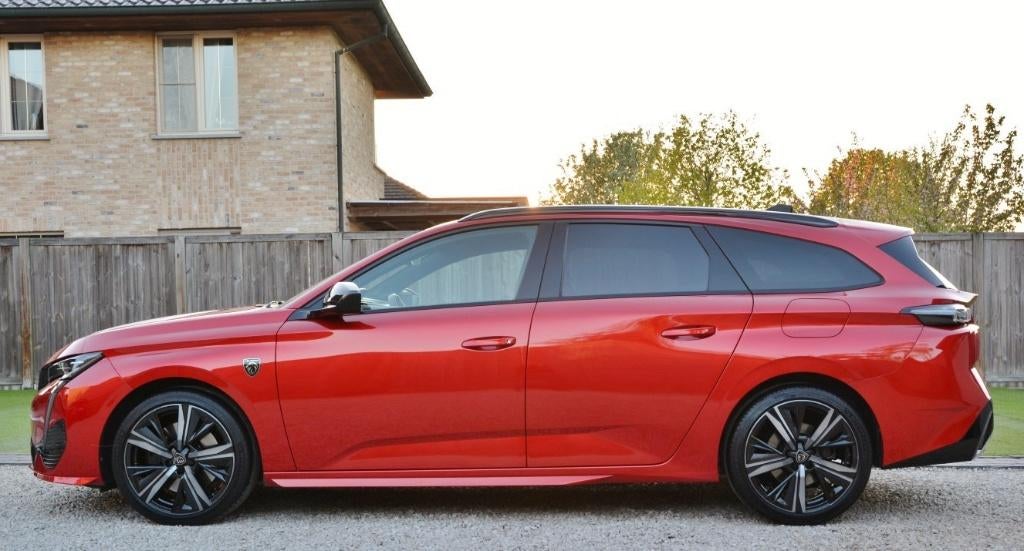 308 GT-Lin Hybride"LED-GPS-LEDER-CARPLAY-360CAMERA", Autos, Peugeot, Rouge, Cuir et Alcantara, 140 g/km, Entreprise