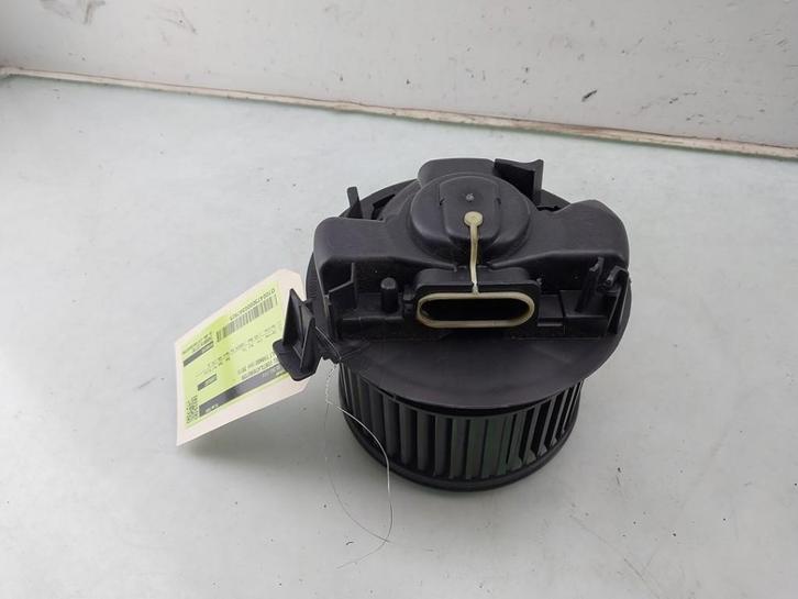 KACHEL VENTILATORMOTOR Renault Twingo II (CN), Auto-onderdelen, Airco en Verwarming, Renault, Gebruikt