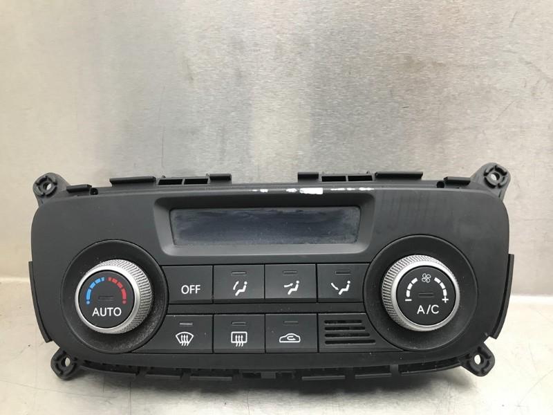 BEDIENINGSPANEEL VERWARMING Kia Venga (|982501P500|), Info@kia.de, Theodor-Heuss-Allee 11
60486  Frankfurt am Main, DE, Kia Deutschland GmbH