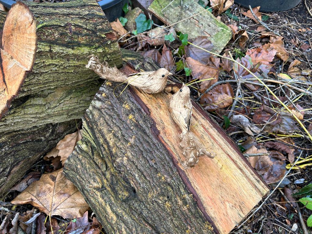 2 goudkleurige vogeltjes, Ophalen of Verzenden, Zo goed als nieuw