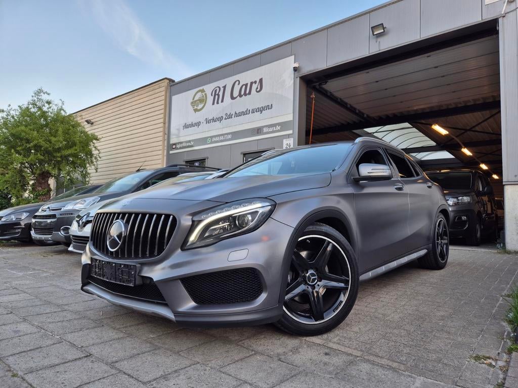Mercedes GLA250 AMG-Line 211pk/HARMAN/KARDON /CAM/NAV/LED/AC, Automaat, Achterwielaandrijving, Leder, Bedrijf