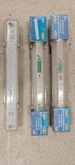 3 luminaires TL, Enlèvement