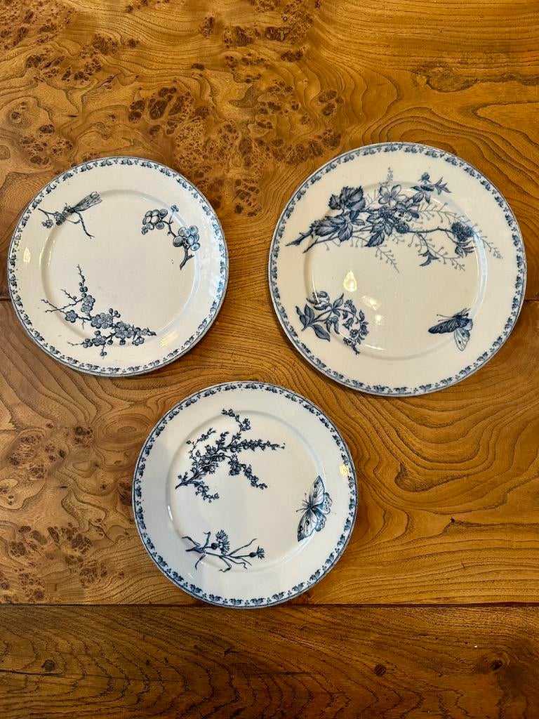 3 antieke borden van Terre de Fer - model Carmen (blauw), Antiek en Kunst, Antiek | Keramiek en Aardewerk, Ophalen