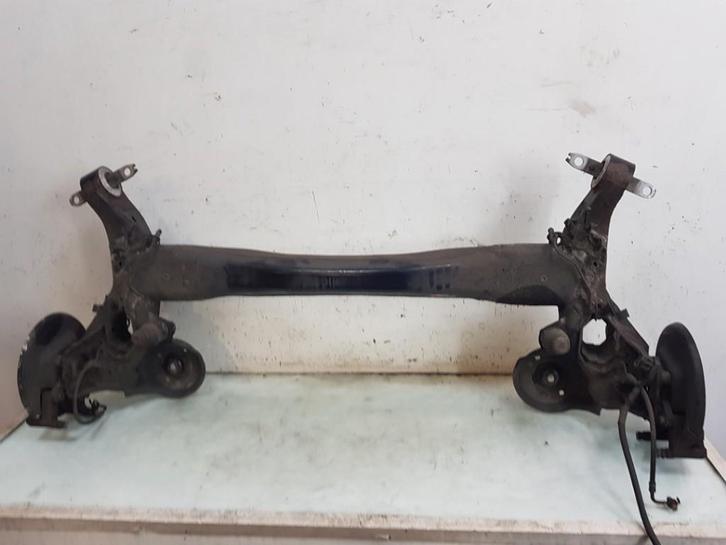 ESSIEU ARRIÈRE FWD Peugeot 308 SW (L4 / L9 / LC / LJ / LR), Autos : Pièces & Accessoires, Freins & Transmission, Peugeot, Utilisé