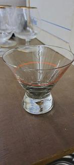 Allerlei glazen, Ophalen