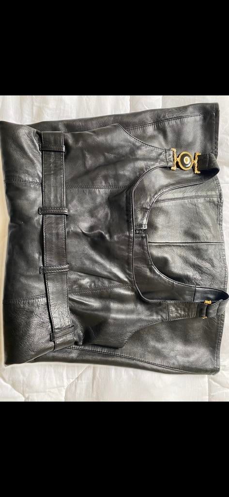 Robe courte en cuir d’agneau véritable signée Versace, Vêtements | Femmes, Robes, Enlèvement, Porté, Au-dessus du genou