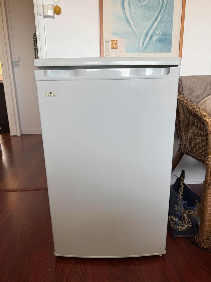 petit frigo Carrefour Home – 508559 cm, Elektronische apparatuur, Koelkasten en IJskasten, Zo goed als nieuw, Ophalen