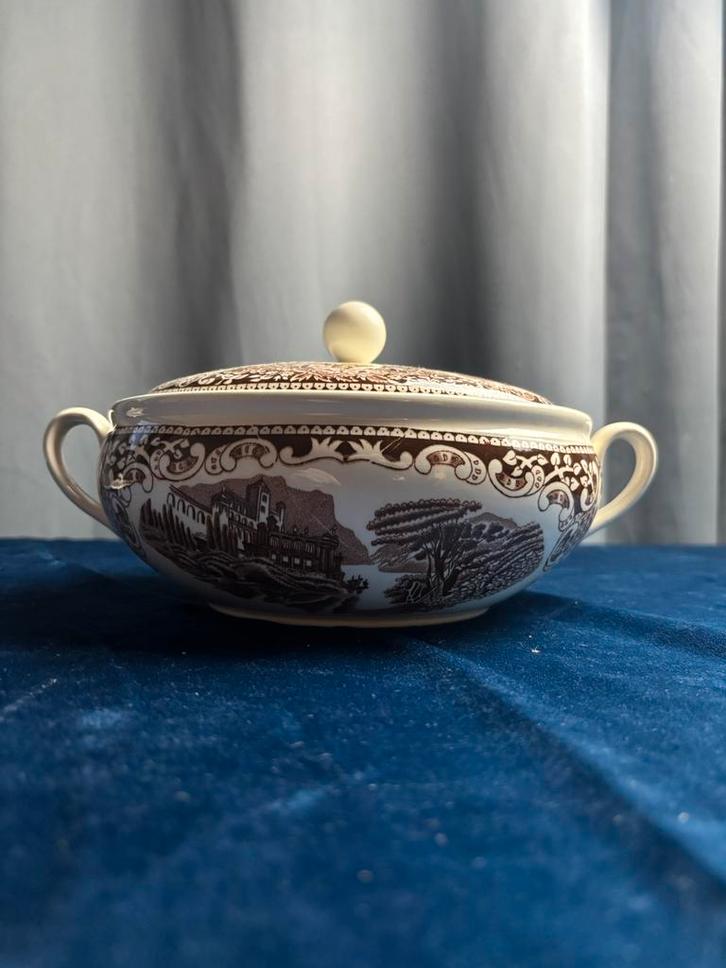 Petrus Regout & Co · Castillo ·, Antiquités & Art, Antiquités | Plateaux, Enlèvement ou Envoi