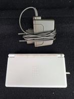Nintendo DS wit met oplader en stylus Zeer goede staat, Games en Spelcomputers, Spelcomputers | Nintendo DS, Ophalen of Verzenden