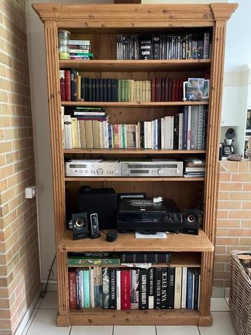 Klassieke bibliotheek beschikbaar voor biedingen