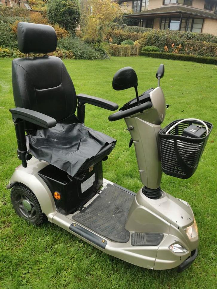Elektrische Scootmobiel Vermeiren Carpo 3  info 0488826971, Diversen, Rolstoelen, Zo goed als nieuw, Elektrische rolstoel, Inklapbaar