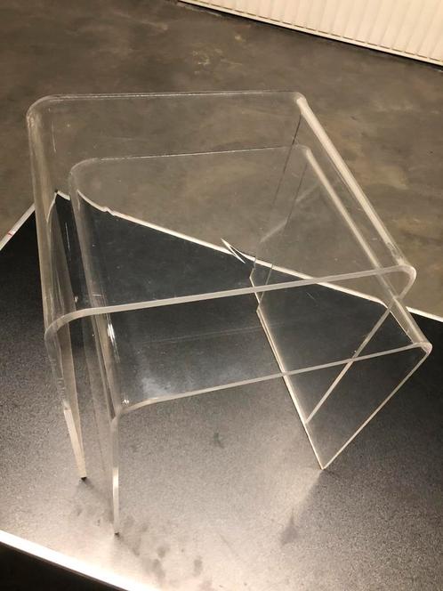 Set vintage bijzettafeltjes plexiglas, Huis en Inrichting, Tafels | Bijzettafels, Zo goed als nieuw, Ophalen of Verzenden