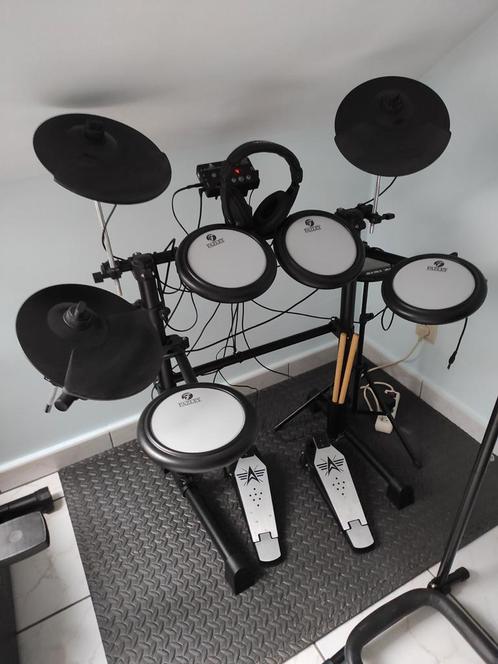 Elektrische drumstel van Fazley., Muziek en Instrumenten, Drumstellen en Slagwerk, Zo goed als nieuw, Ophalen
