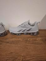 Nieuwe loopschoenen of wandelschoenen, Sport en Fitness, Ophalen of Verzenden, Nieuw, Hardloopschoenen