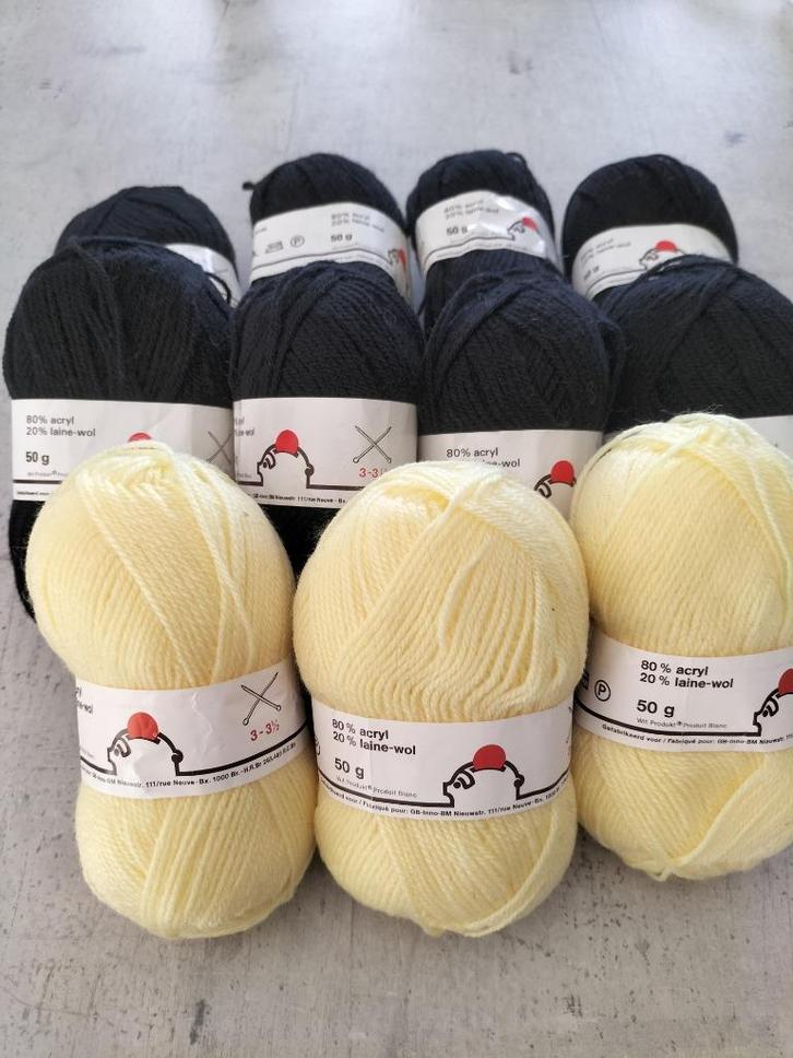 Zwart + geel bolletje wol., Hobby en Vrije tijd, Breien en Haken, Ophalen of Verzenden