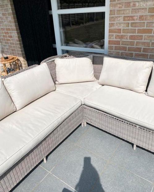 Moderne Tuin Hoektafel – Stijlvol en Duurzaam, Tuin en Terras, Tuinsets en Loungesets, Zo goed als nieuw, Loungeset, Bijzettafel
