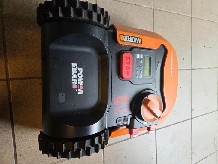 robotgrasmaaier als nieuw 1000m², Tuin en Terras, Robotmaaiers, Zo goed als nieuw, Minder dan 20 cm, Bestuurbaar via app, Ophalen