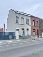 Woning à vendre à Tournai, 4 chambres, Vrijstaande woning, 368 kWh/m²/jaar, 4 kamers, 167 m²