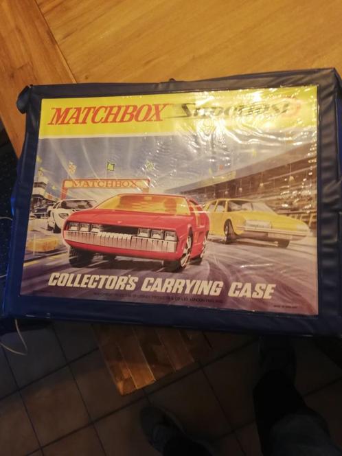 MATCHBOX KOFFER + 48 AUTOTJES, Hobby en Vrije tijd, Modelauto's | 1:87, Gebruikt, Overige typen, Matchbox, Ophalen of Verzenden